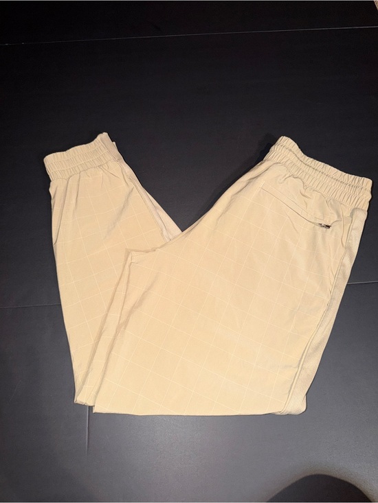 Athleta Pants - ATHLETA Women’s Beige Joggers Size 8